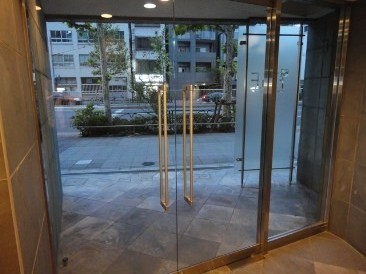 ファミール銀座イースト