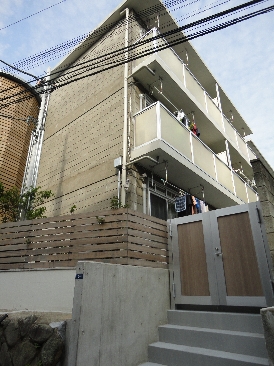 アコールティセラ初台