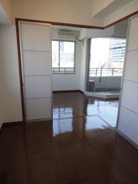 アクシルコート島津山南