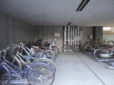 アクシルコート島津山南