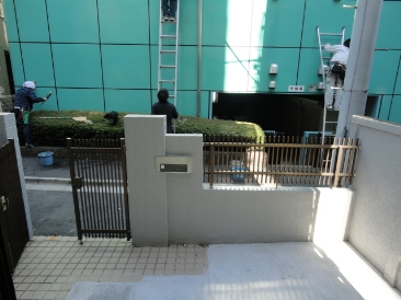 代々木三丁目貸家