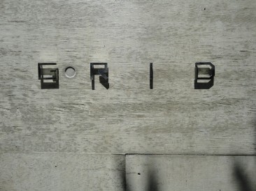 GRID （グリッド）
