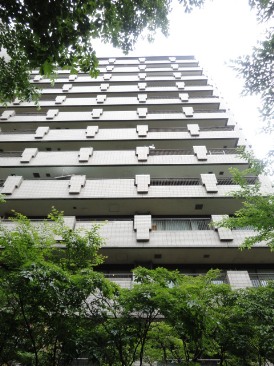 城山トラストコート