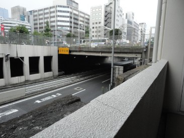アンプルールべトントウキョウ （Empereur Beton）