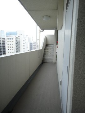 アンプルールべトントウキョウ （Empereur Beton）