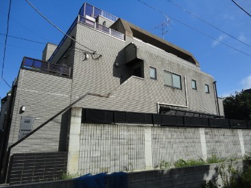 W　HOUSE　(ダブリューハウス)