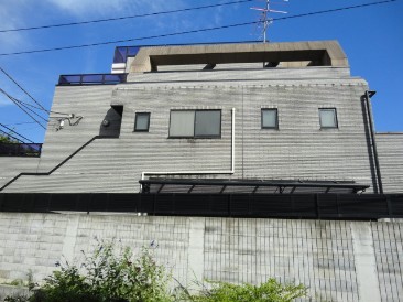 W　HOUSE　(ダブリューハウス)