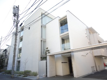 アパートメンツ西麻布霞町