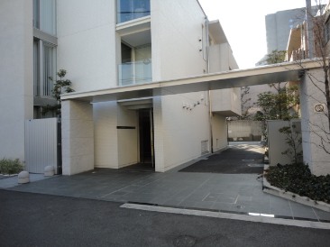 アパートメンツ西麻布霞町