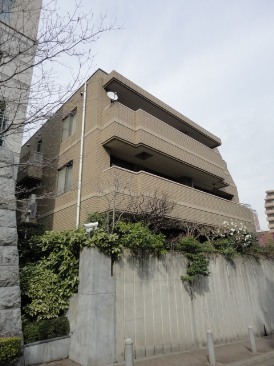 FRAT A＆a （フラット エーアンド エー）