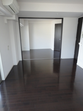 エルフラット田町 （L-Flat）