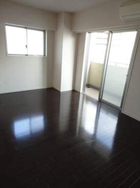 エルフラット田町 （L-Flat）