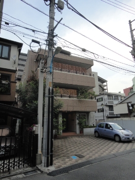 J.House　(ジェイハウス)