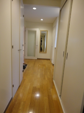 J.House　(ジェイハウス)