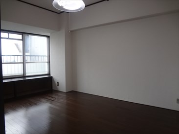 第8宮庭マンション
