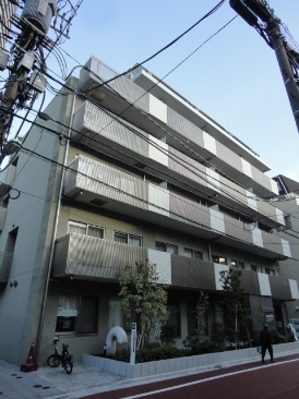 フロレスタ・アヤメ