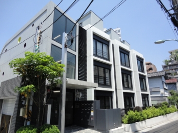 CIRCLE南麻布 （サークル南麻布）