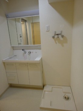 ラミアール明石町