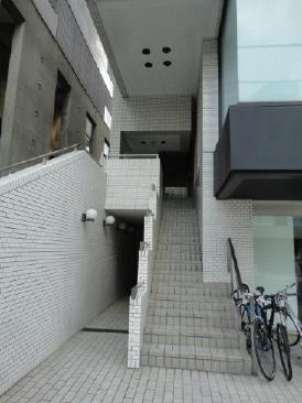 ヴィラ・ロイヤル神宮前　（事務所）