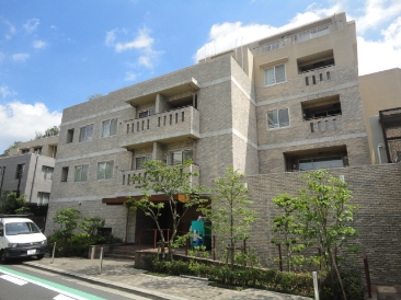 パークコート市谷仲之町