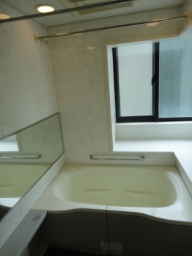 小田急コアロード六本木フロンテ