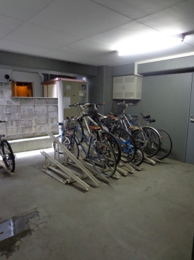 プレジール三番町