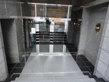 パレステュディオ東京八重洲通り