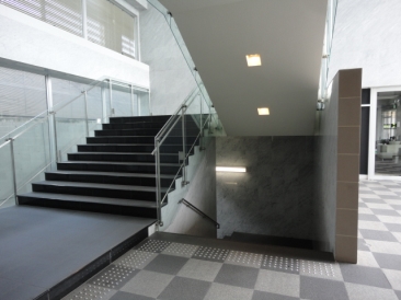 六本木デュープレックスエムズ （ROPPONGI DUPLEX M's）