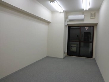 新宿アイランドアネックス　