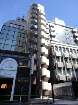 セリーヌ元麻布