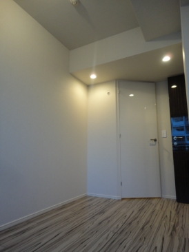 イニシアイオ西麻布 (INITIAIO NISHIAZABU)