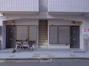 フォー＆フォー四谷ビル
