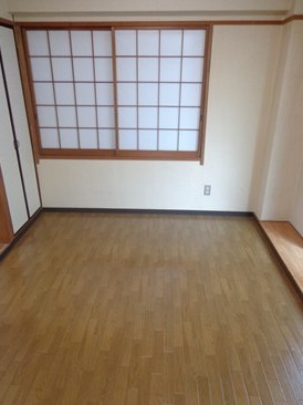 フォー＆フォー四谷ビル