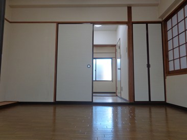 フォー＆フォー四谷ビル