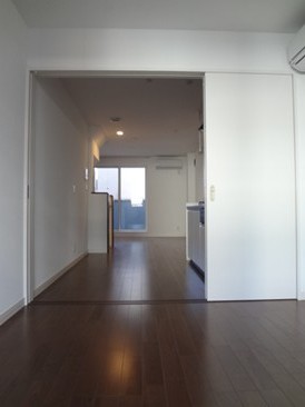 代々木１丁目マンション　