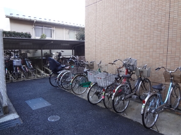 ファミールグラン四谷