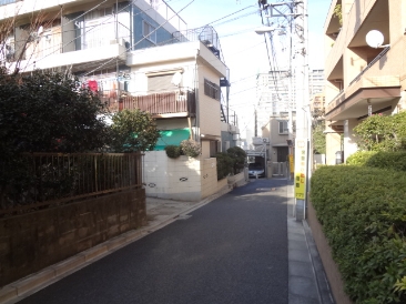 ファミールグラン四谷