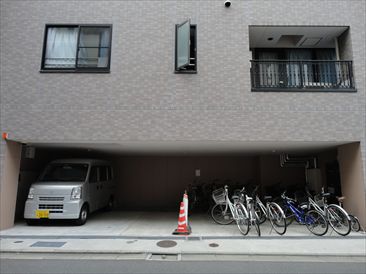 ロワール大手町