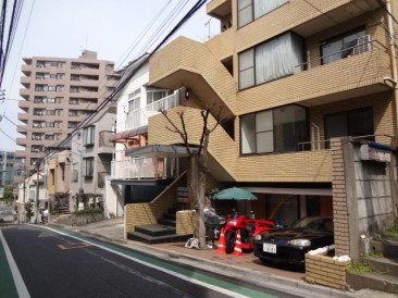トレス四谷　