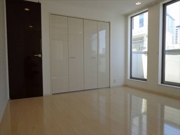 代々木２丁目戸建