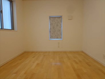 余丁町一戸建