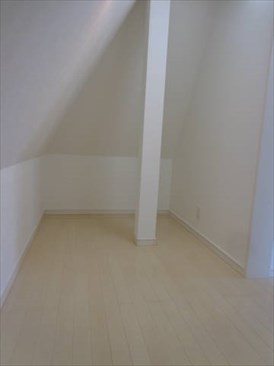 余丁町一戸建