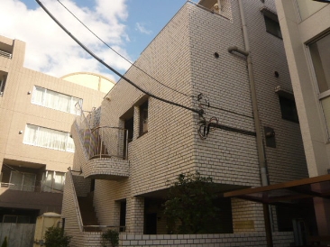 イイオハイツ　(事務所・住居)