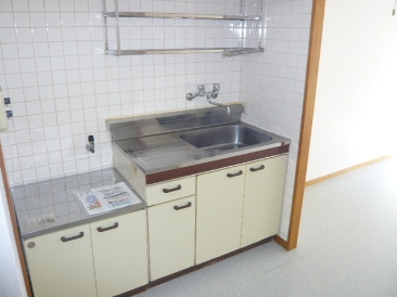 イイオハイツ　(事務所・住居)