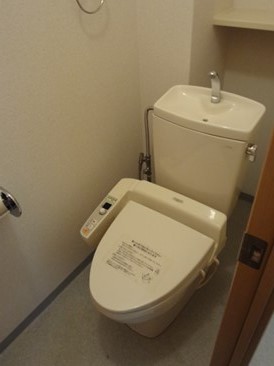 シティ御苑ビルＡ館