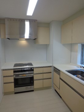 アパートメンツタワー六本木 （Apartments Tower）