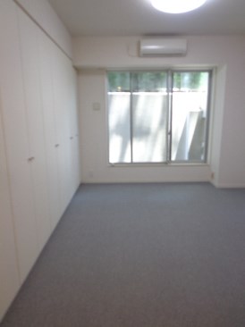 アパートメンツタワー六本木 （Apartments Tower）