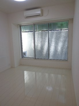 アパートメンツタワー六本木 （Apartments Tower）