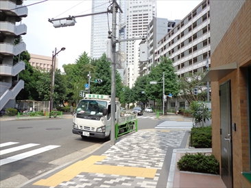 七丁目和田老舗ビル