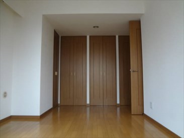 ガーデンテラス神宮前　(事務所)